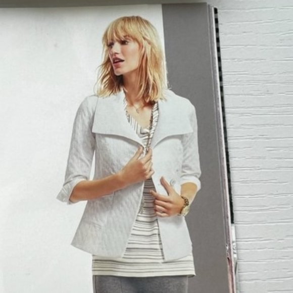 Cabi Medium Club Blazer - NWOT - Picture 1 of 6